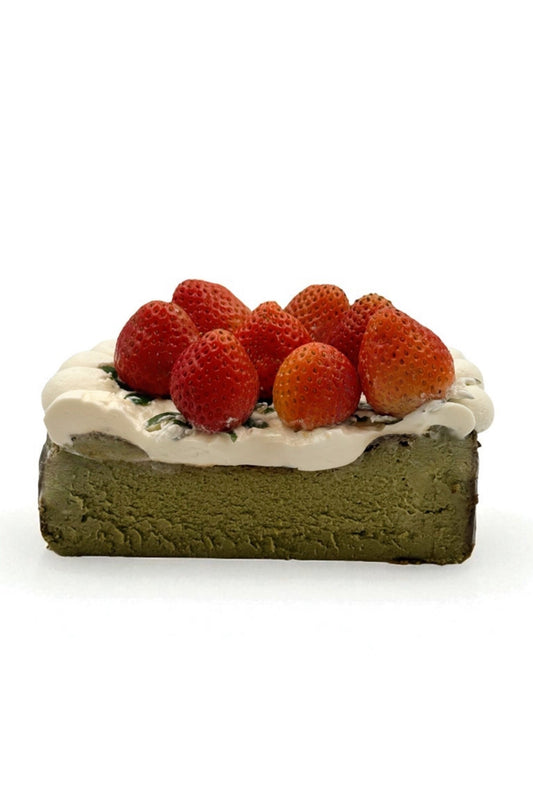 Matcha Strawberry Baby Face Basque Cheesecake 말차딸기바스크 치즈케이크