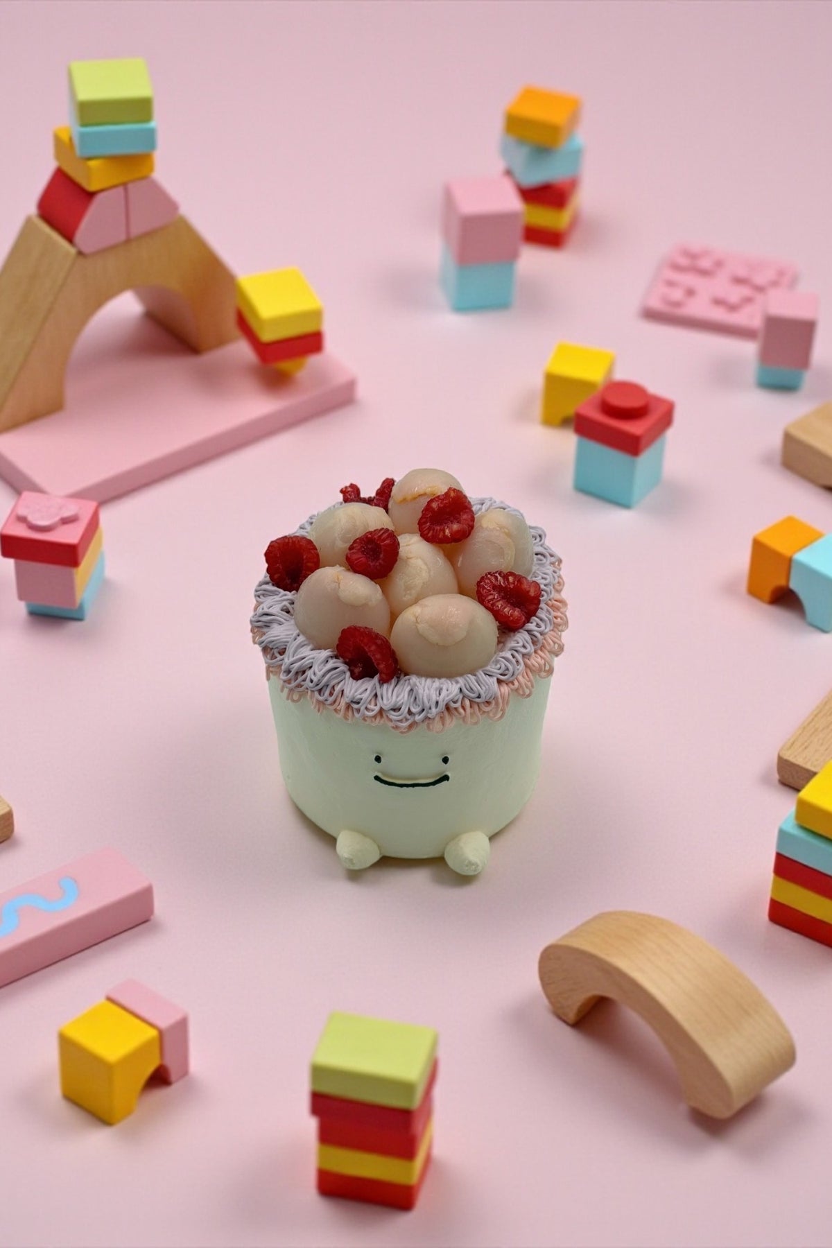 Lychee Raspberry Baby Face 4 inch 리치 라즈베리 – Gentle Sloth Cake