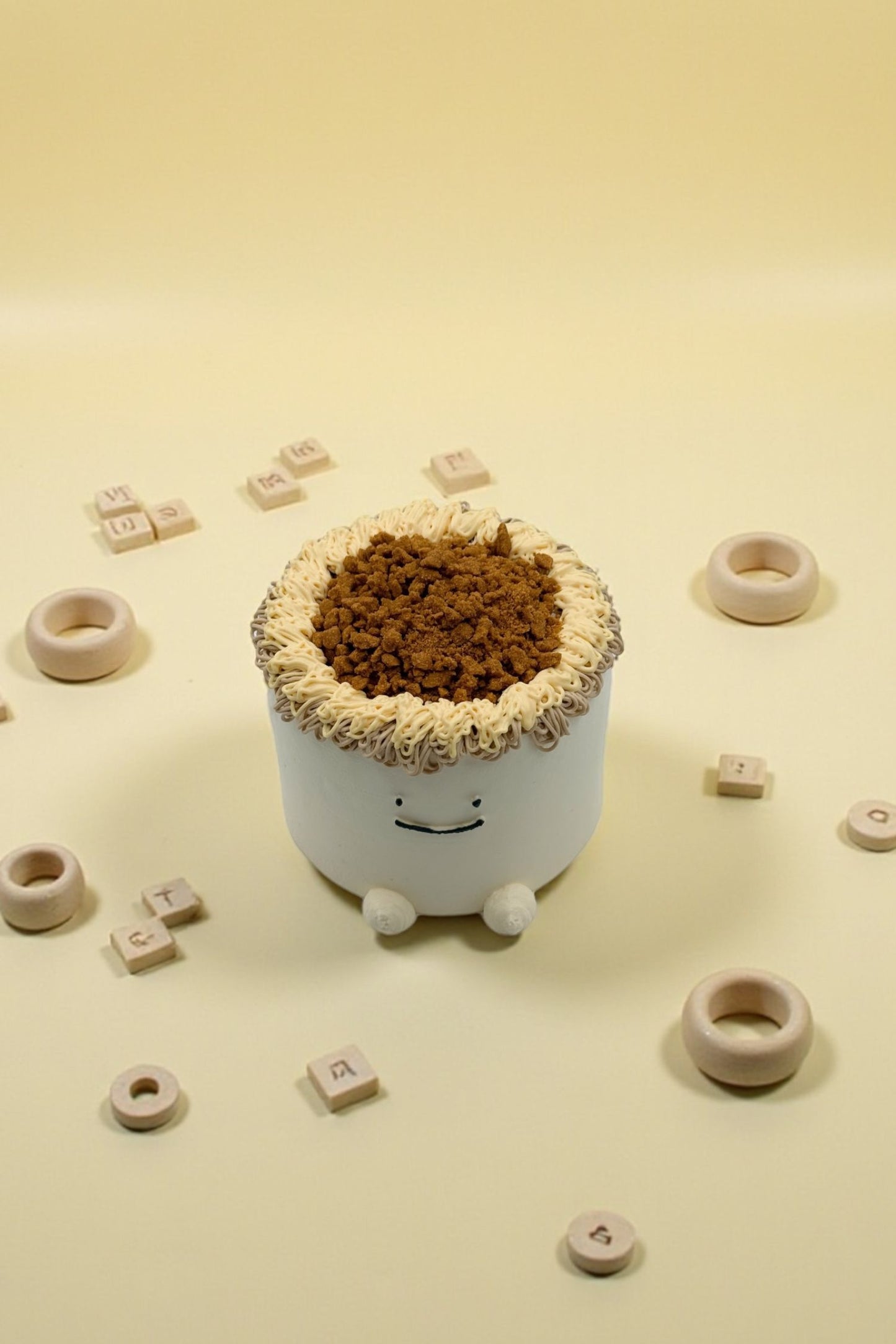 Biscoff Banana Baby Face 4 inch 비스코프 바나나